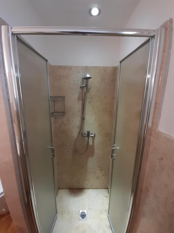 Apartamento Dimora Emilia Lecce Exterior foto